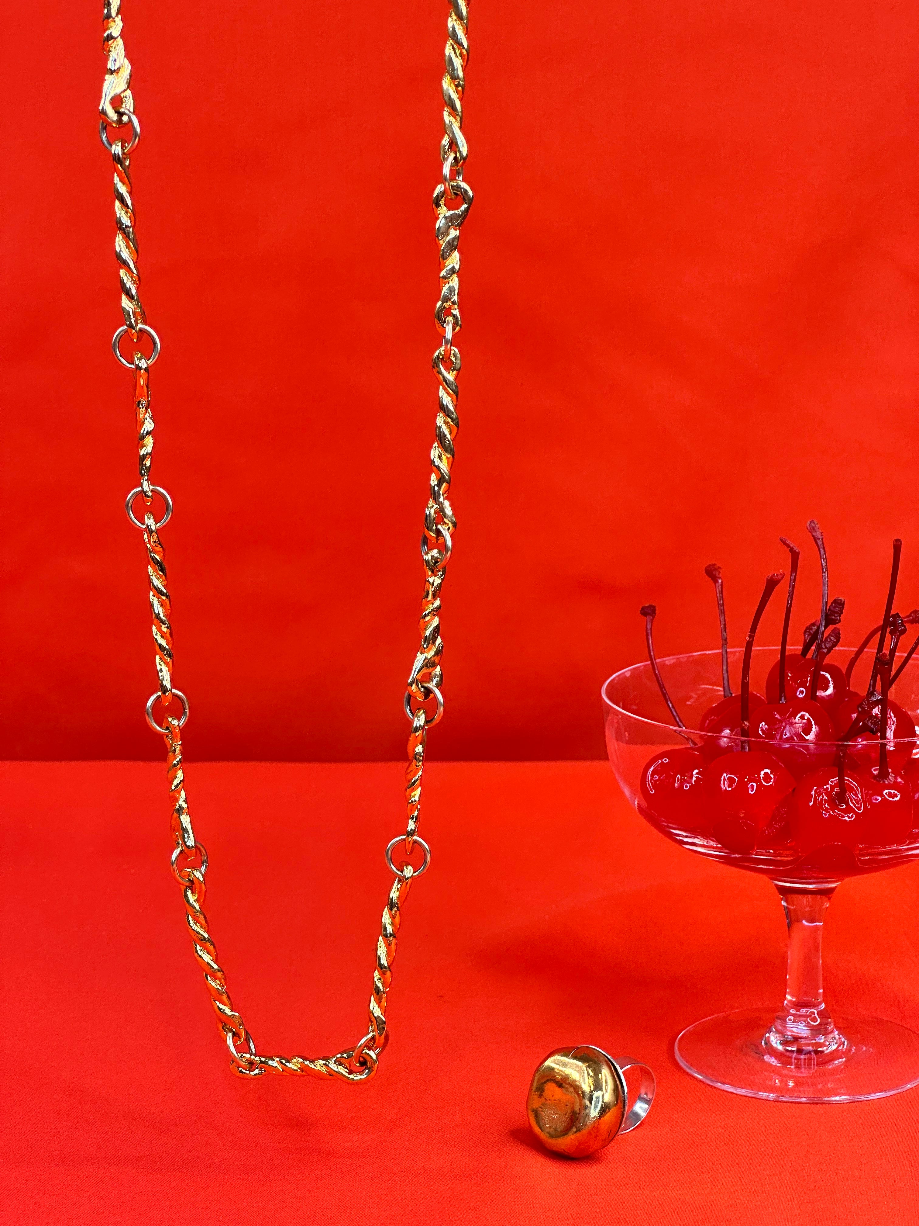 Twist Chain