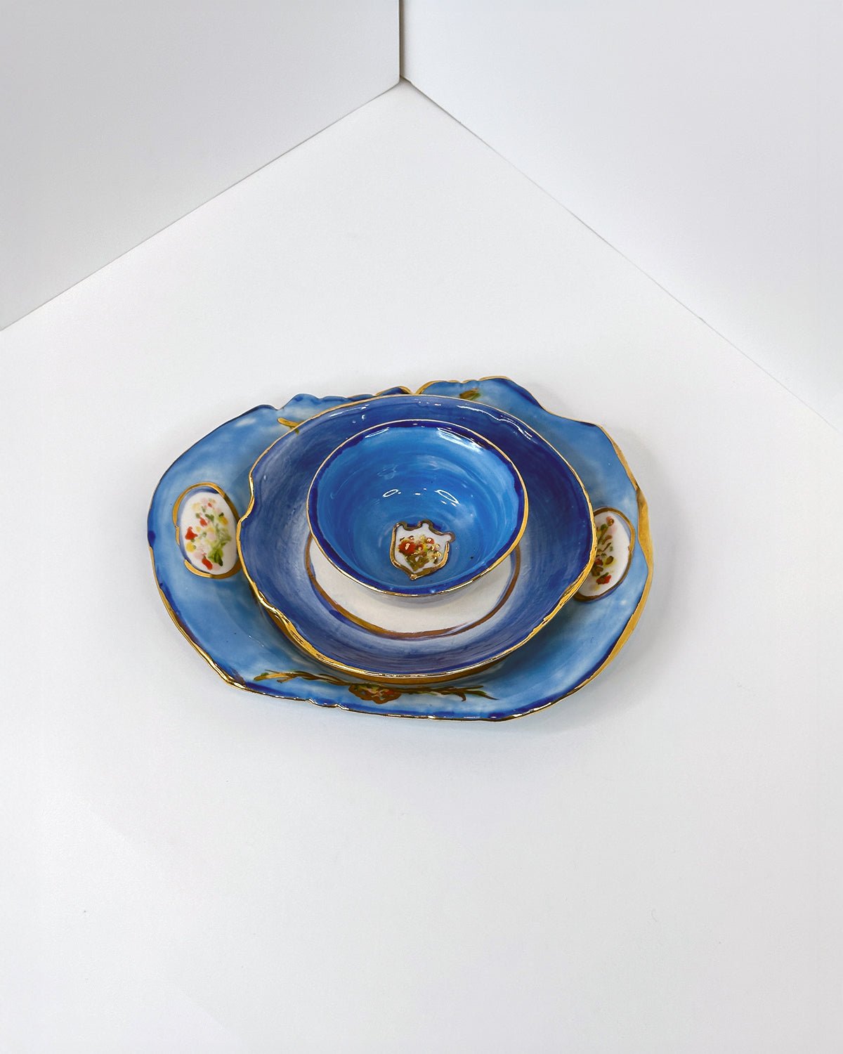 Bouquet Dinnerware Set