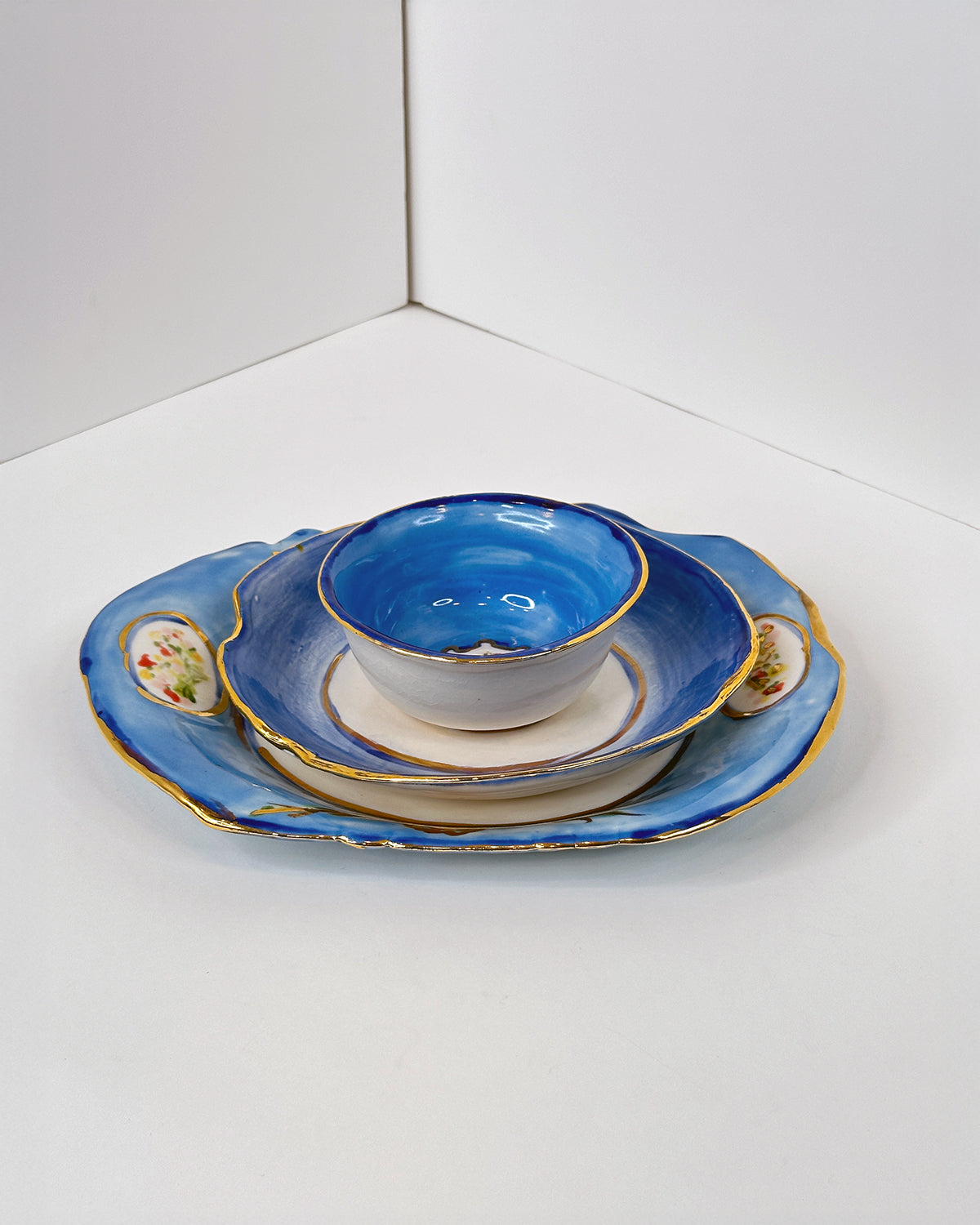 Bouquet Dinnerware Set