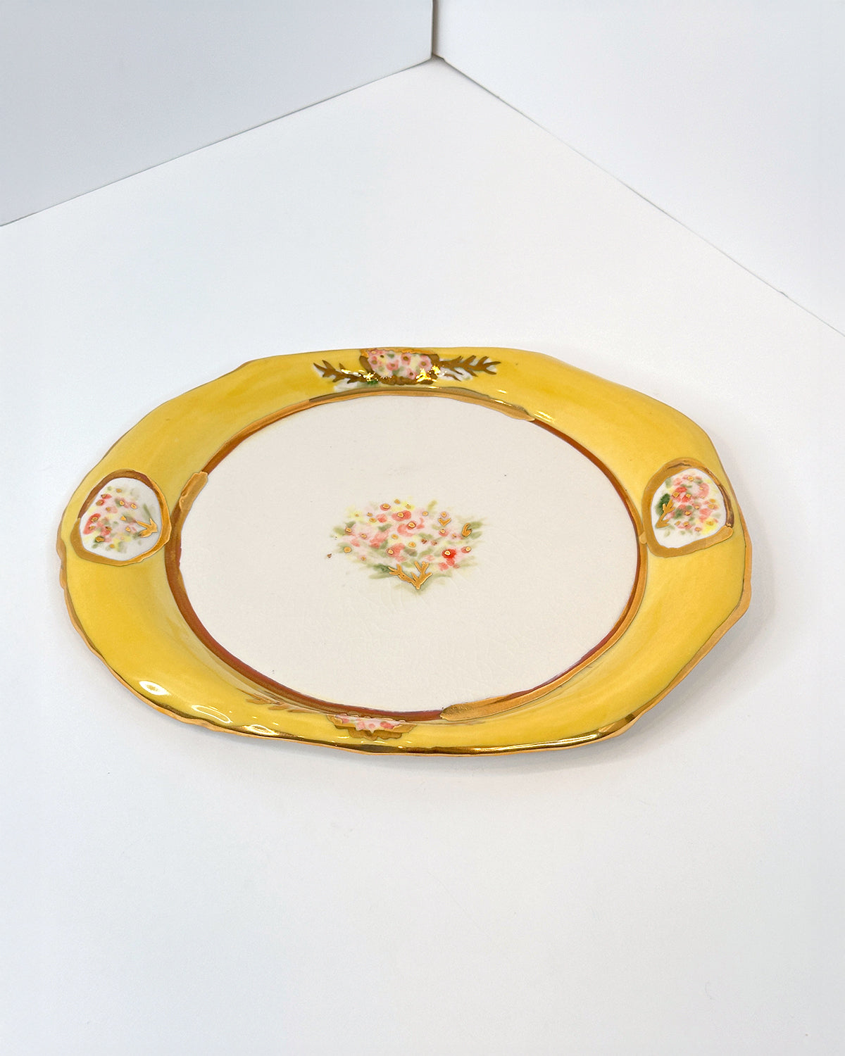 Bouquet Dinnerware Set