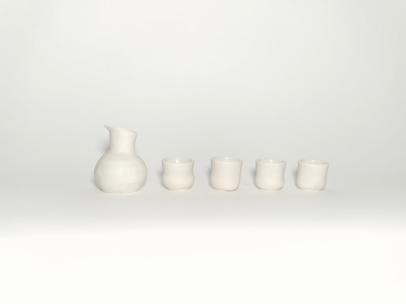 Shiro Sake Bottle Set